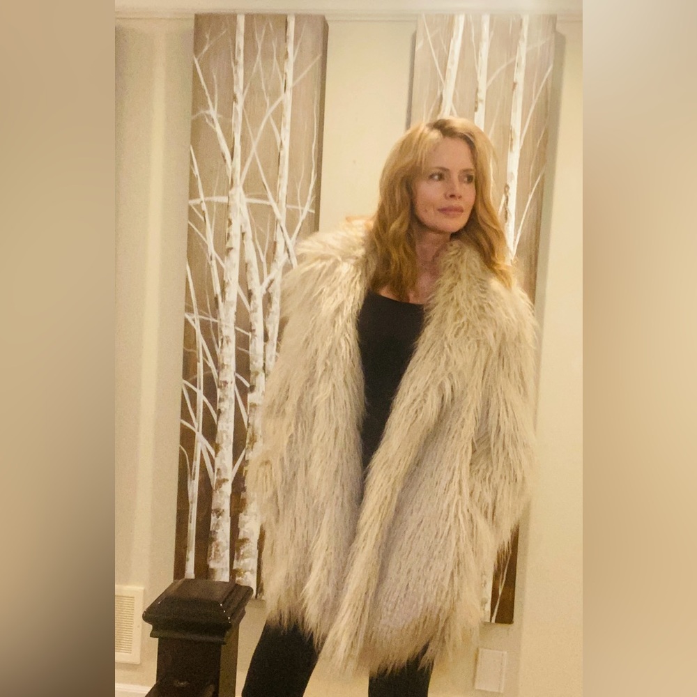 (SOLD) Stunning faux fur coat fits smaller too